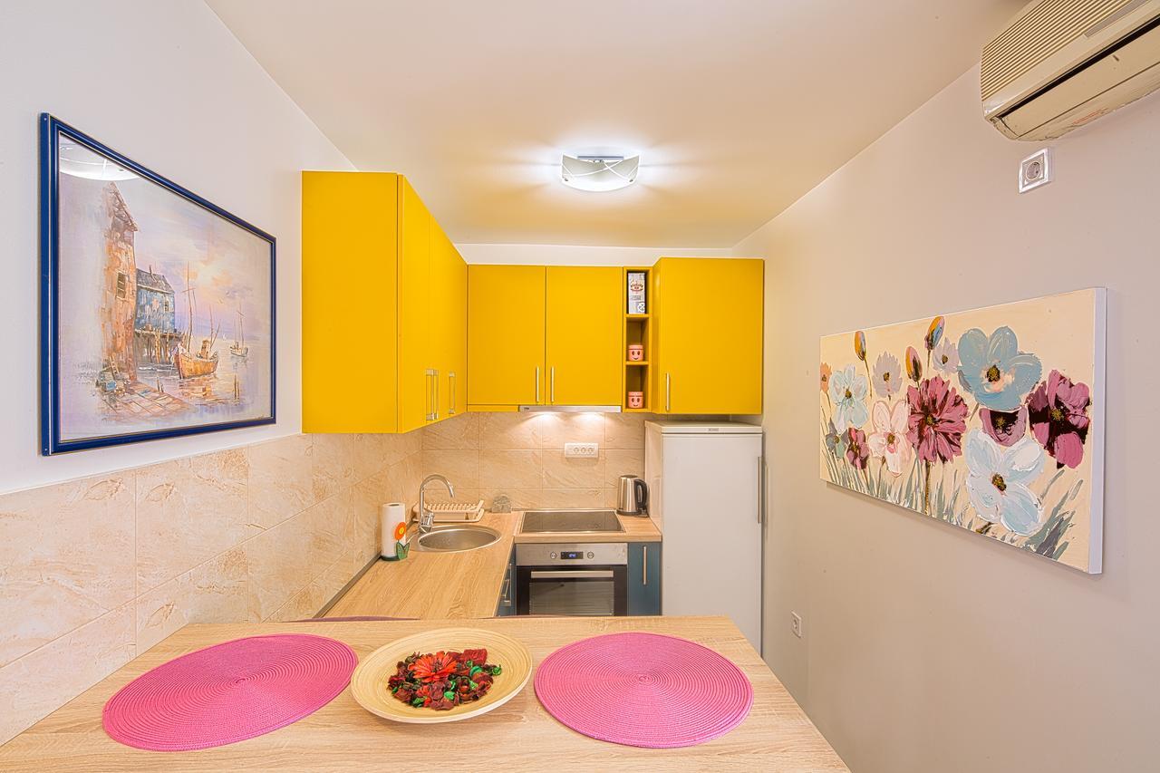 Apartman Aleksandra Будва Екстер'єр фото
